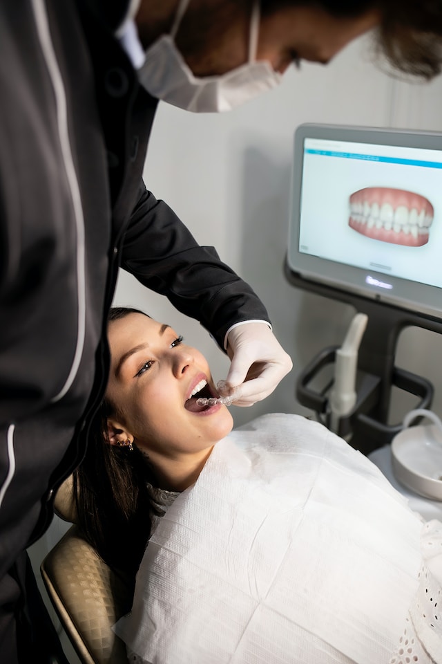 Sbiancamento Denti: Costi, procedure e prodotti