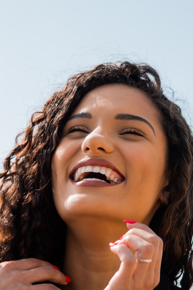 Sbiancamento Denti: Costi, procedure e prodotti