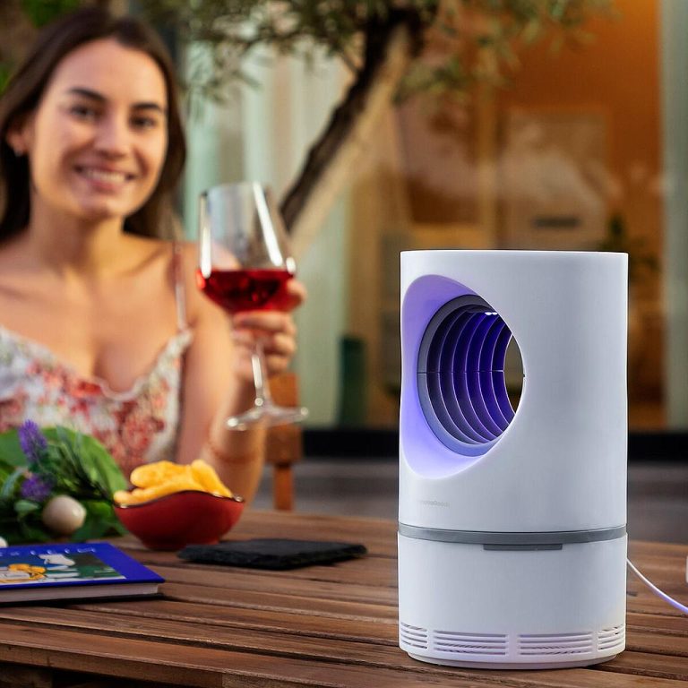 lampada aspira zanzare